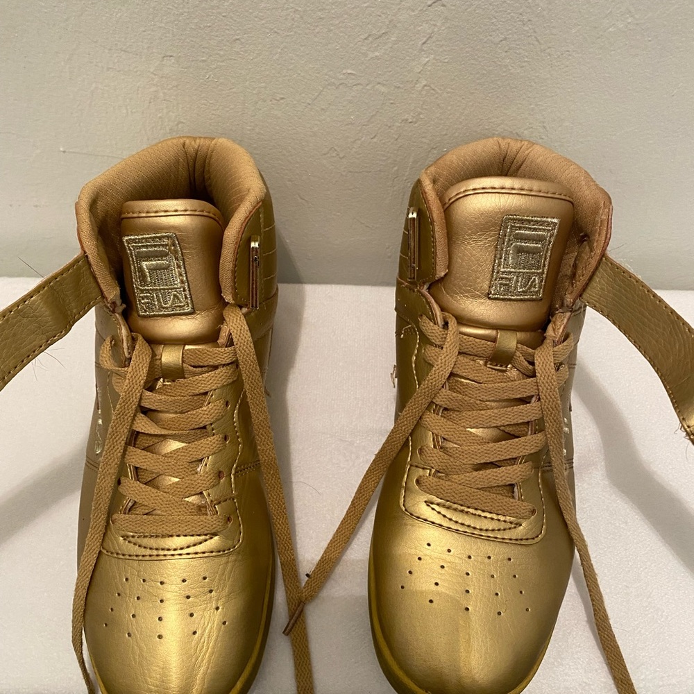 Unisex gold high top Fila sneakers - Picture 9 of 11